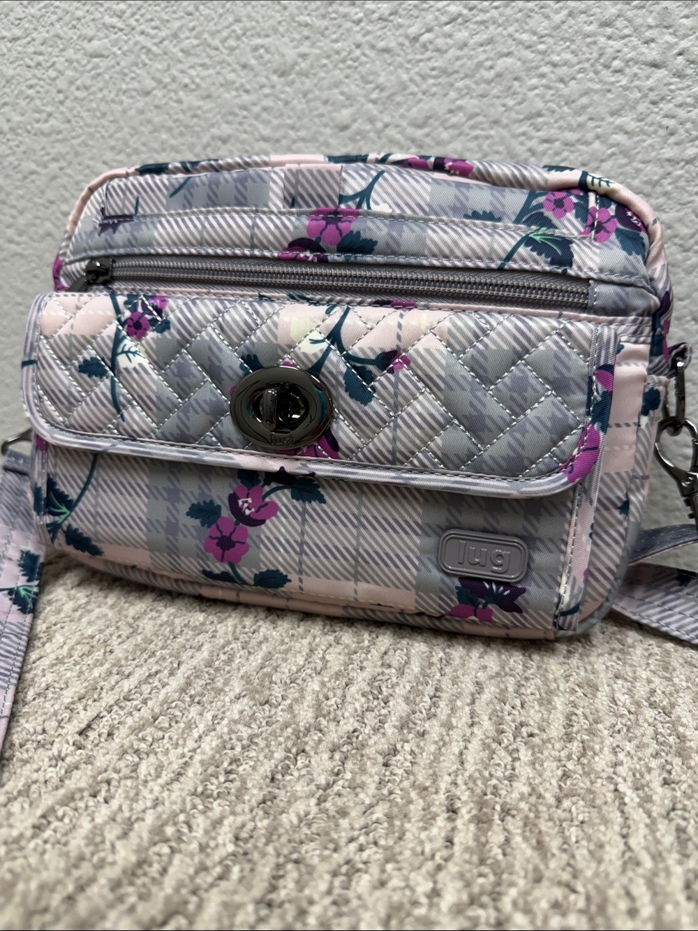 lug Quilted Floral Crossbody Bag in Pink and Gray